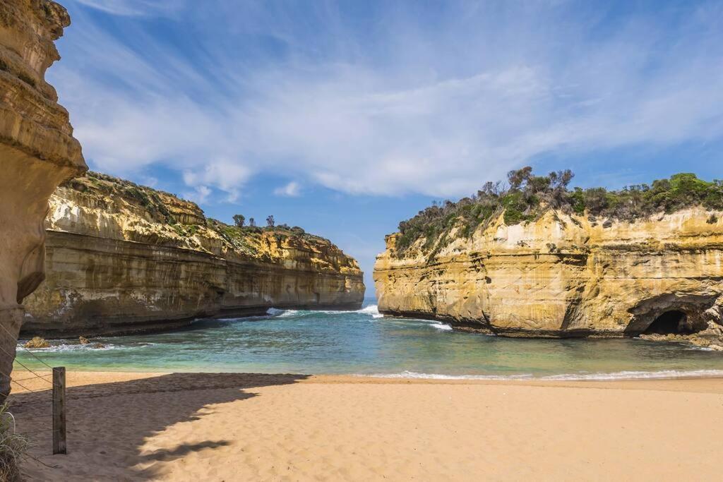 The Hangout King Beds Hammock Chairs With A View Port Campbell Kültér fotó