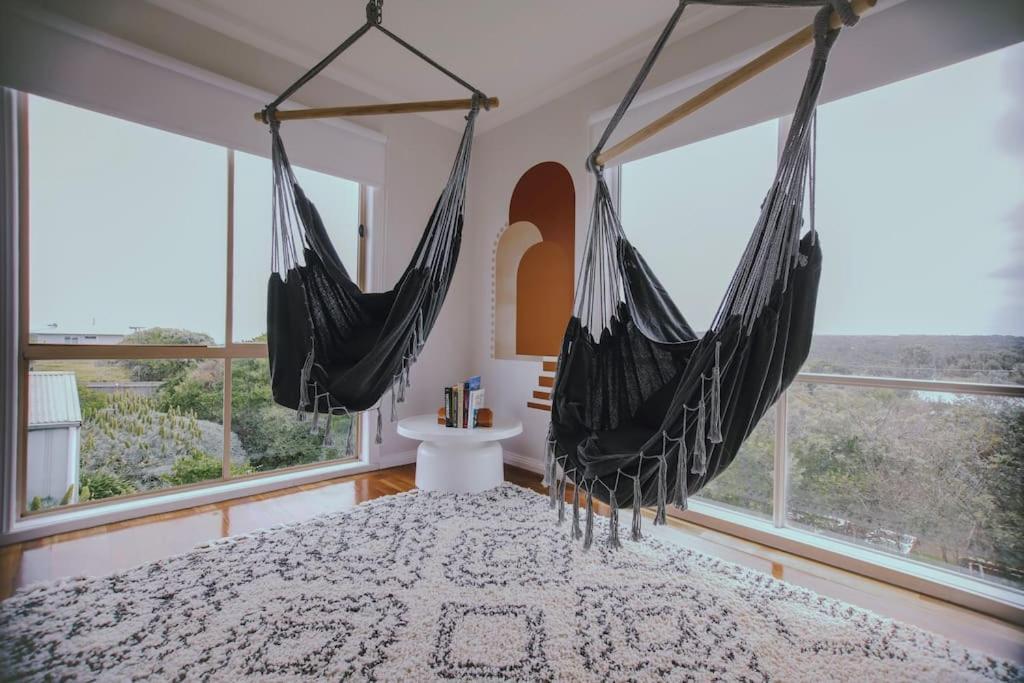 The Hangout King Beds Hammock Chairs With A View Port Campbell Kültér fotó